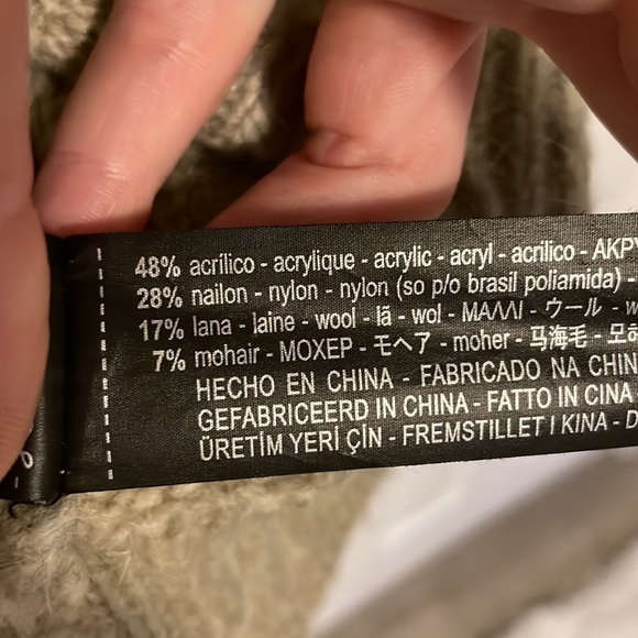 Wool Zara sweater with lace up neck. Never worn - Picture 3 of 3